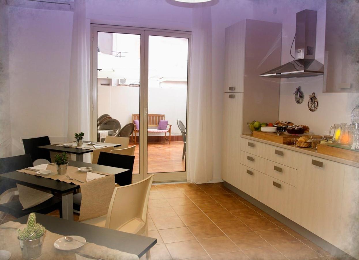 Alexander Apartment *